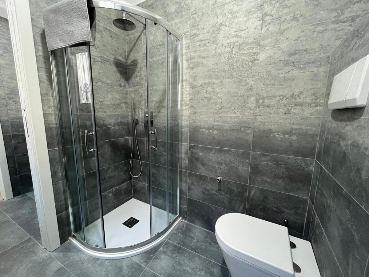Loft Matteotti - Studio In Centro Busto Arsizio Buitenkant foto