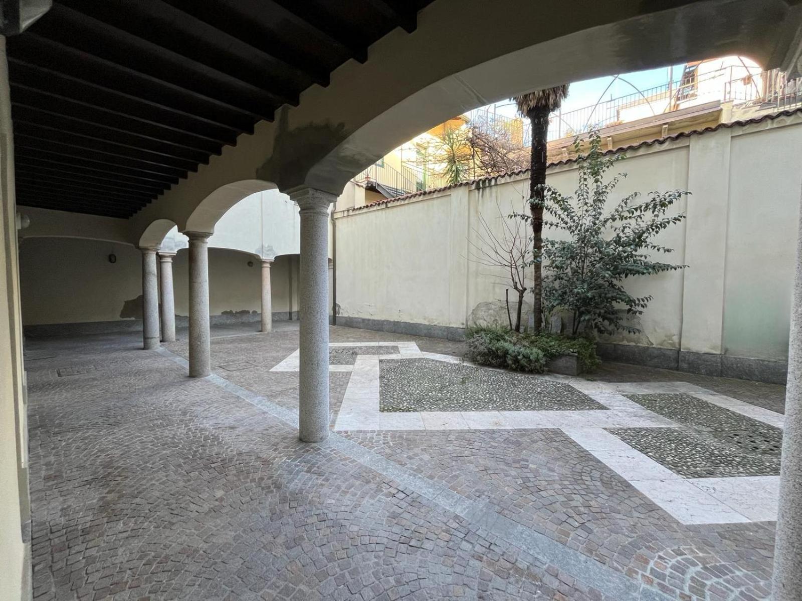 Loft Matteotti - Studio In Centro Busto Arsizio Buitenkant foto