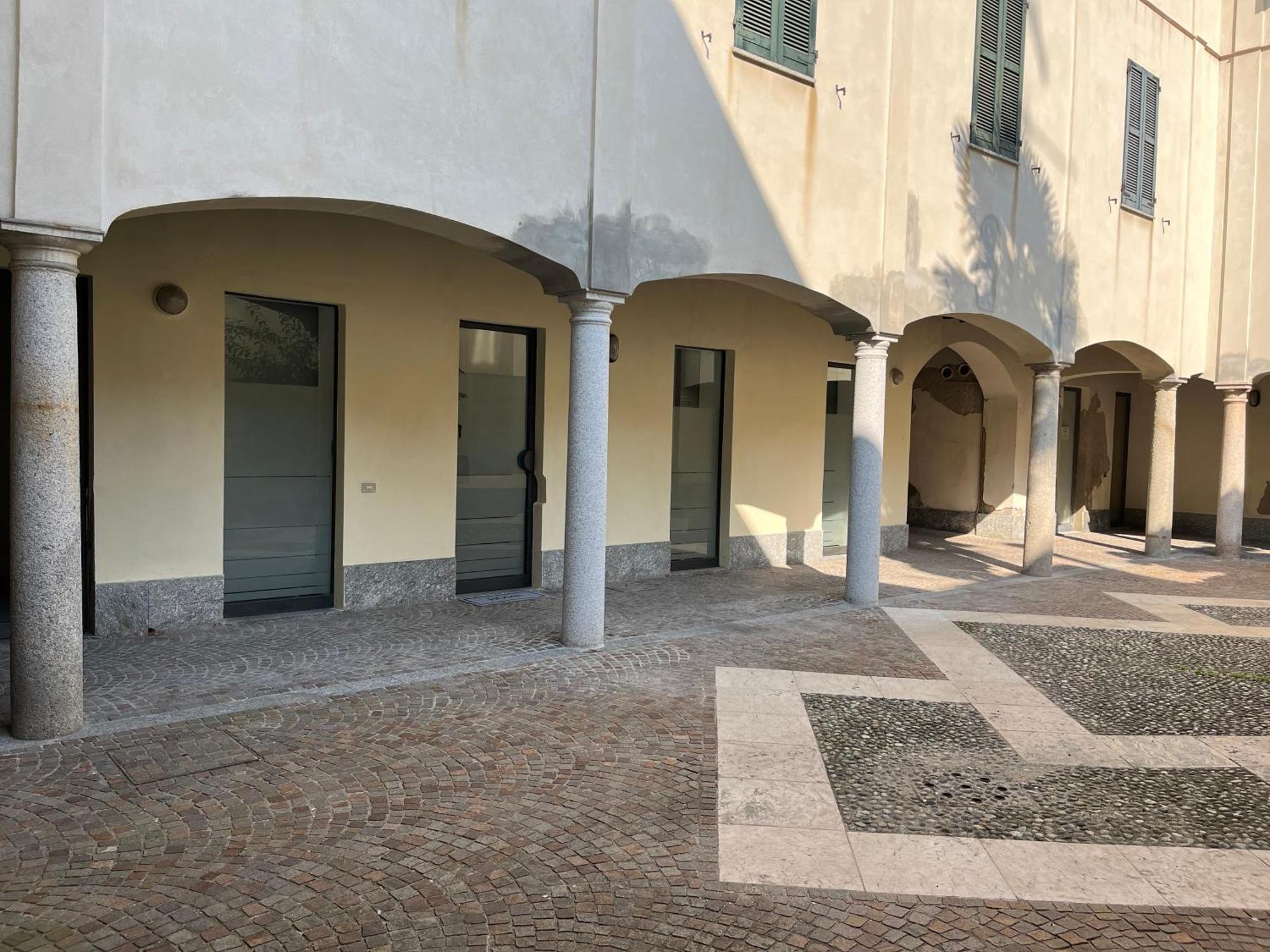 Loft Matteotti - Studio In Centro Busto Arsizio Buitenkant foto